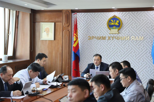 Эрчим хүчний үнэ тариф өртөгтөө хүрэхгүйгээс бэлтгэн нийлүүлэгчдийн өр төлбөр их хэмжээгээр хуримтлагджээ